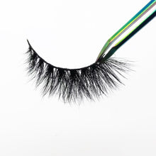 Load image into Gallery viewer, Lux Magnetic Lashes