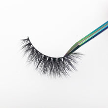 Load image into Gallery viewer, Lux Magnetic Lashes