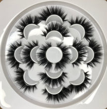 Load image into Gallery viewer, Lux Magnetic Lashes