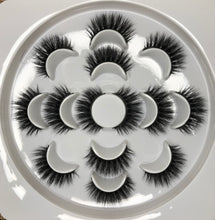 Load image into Gallery viewer, Lux Magnetic Lashes